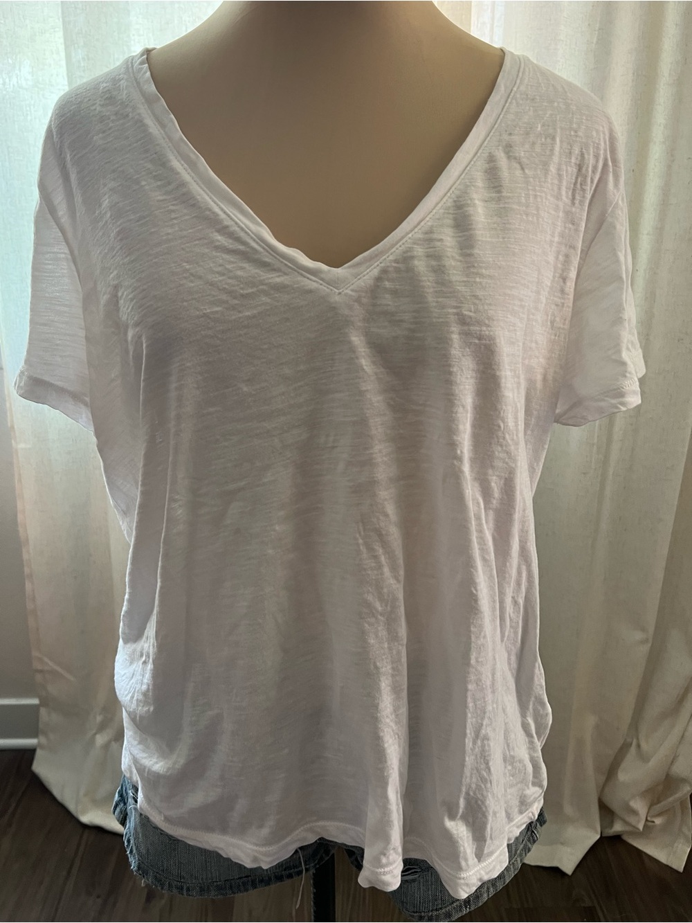 Madewell vneck Tshirt